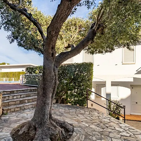 Feriehus Grifeu 15.1 - Con Piscina Comunitaria Llança