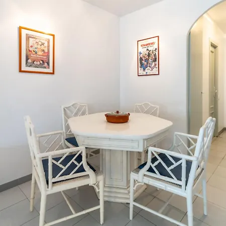 Feriehus Grifeu 15.1 - Con Piscina Comunitaria *