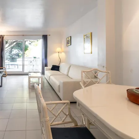 Feriehus Grifeu 15.1 - Con Piscina Comunitaria *